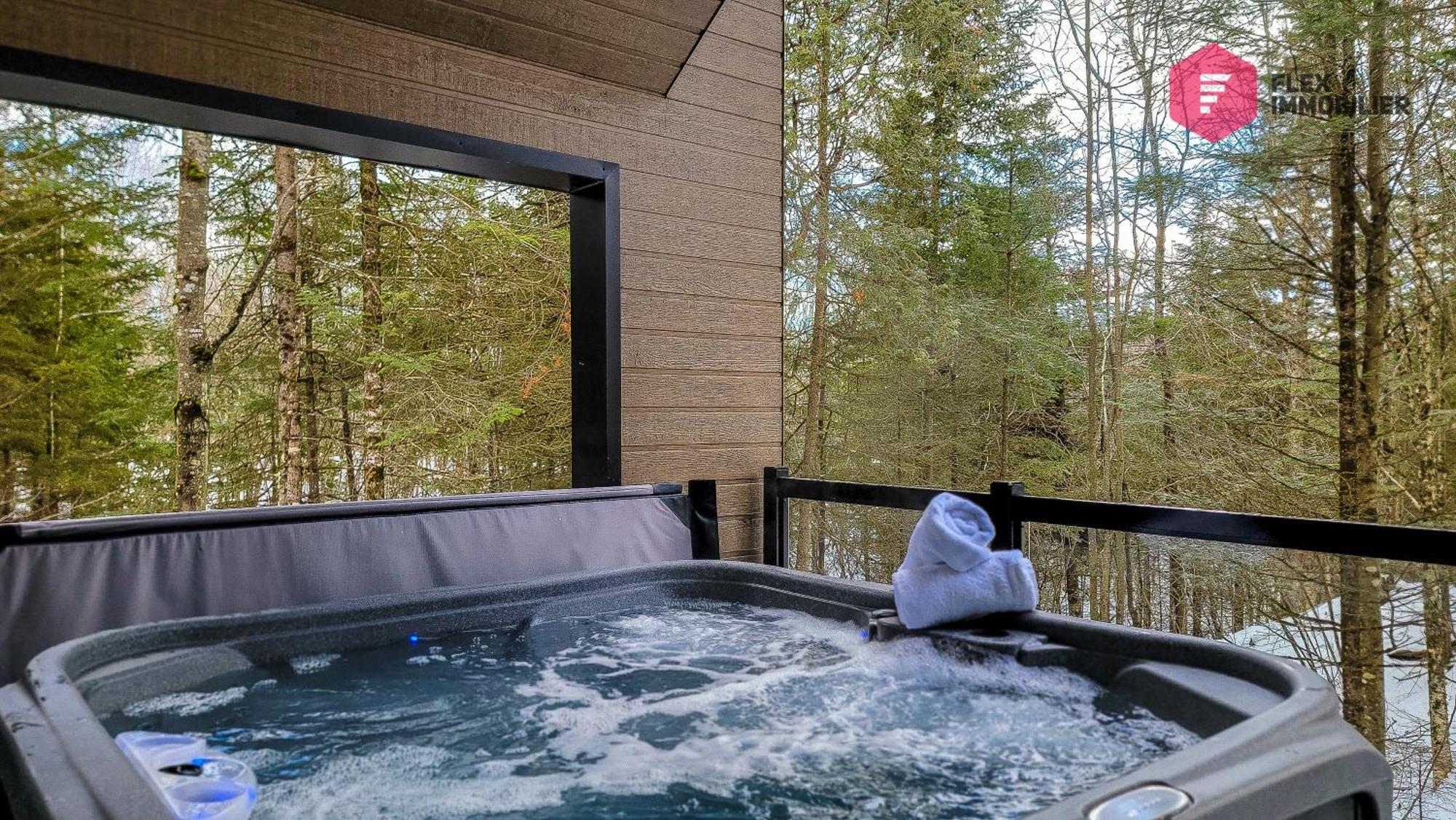 Le Bleu Bourgeois De Portneuf - Natural Elegance - Hot Tub, Sauna And Pool Pont-Rouge Eksteriør bilde